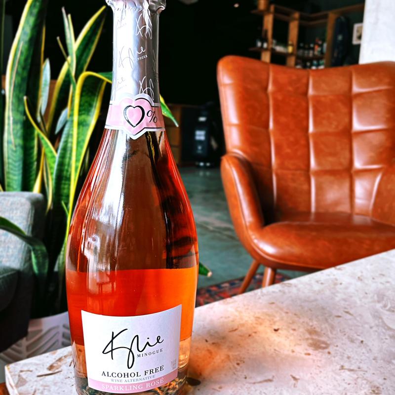 Kylie Sparkling Rose photo