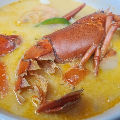 Lobster soup