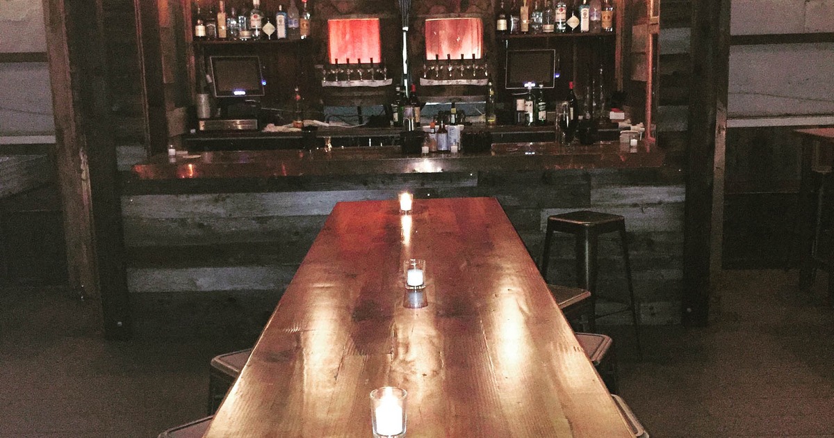 Picture of the roof deck bar