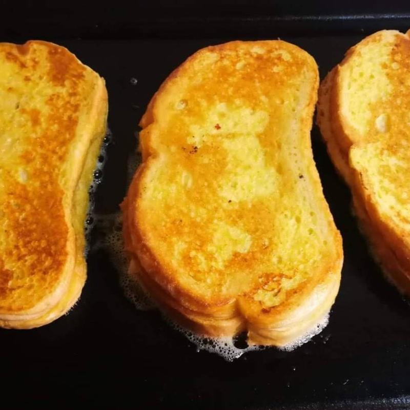 74-Tostada con Mantequilla photo