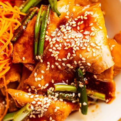 String Bean with ground pork, noodles and sesame