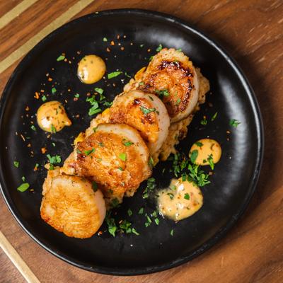 Seared scallops