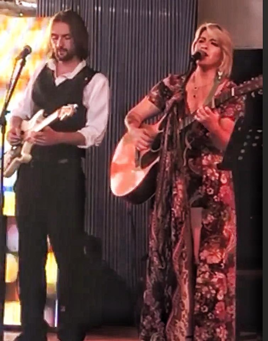 Savannah Jaine and Lee Meadows event photo