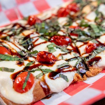 Margherita flatbread, pizza.