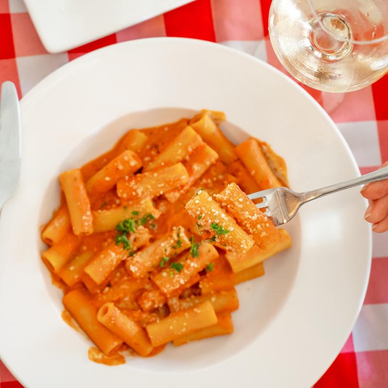Rigatoni alla vodka with sausage photo
