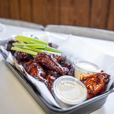 BBQ wings with dip.