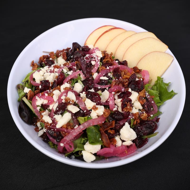 Traust Signature Salad photo