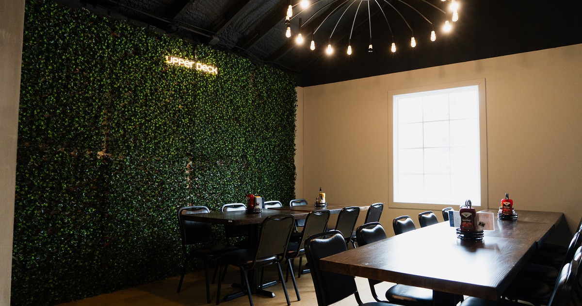 Nicely done interior dining area