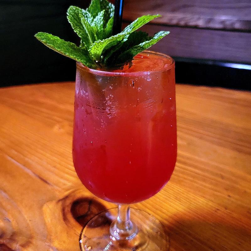 Guava Spritz photo