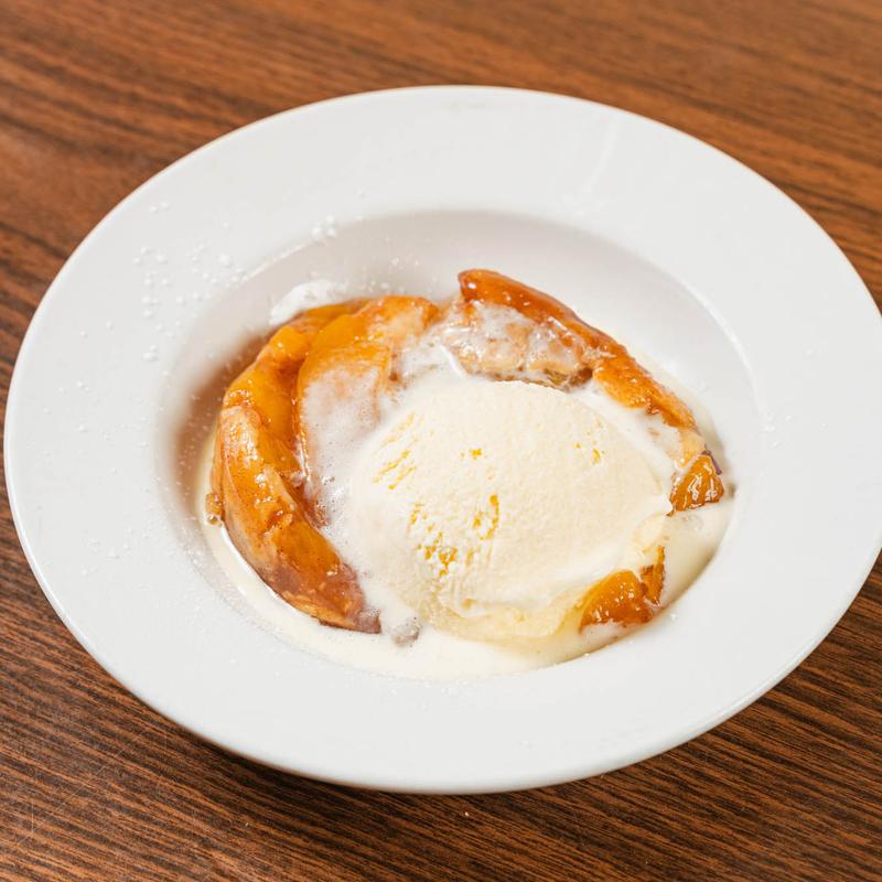 Homemade Peach Cobbler photo