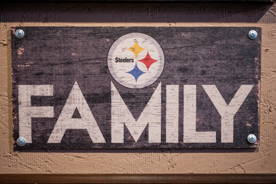 Steelers Football From Paris...Kickoff is at 7:30am...Yes You Read That Right! event photo
