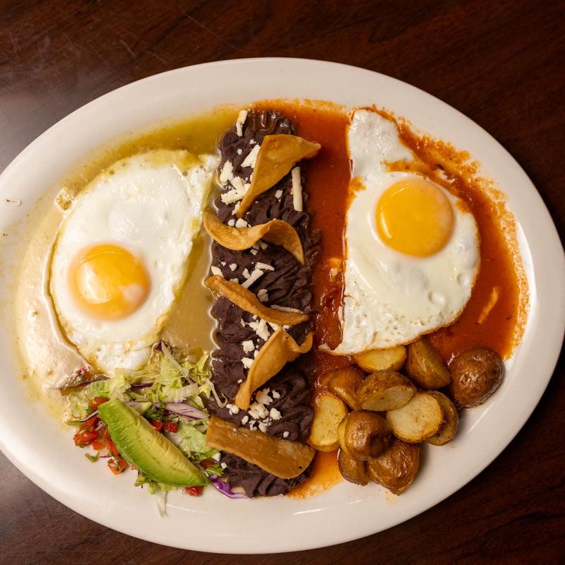 Huevos Divorciados photo 4