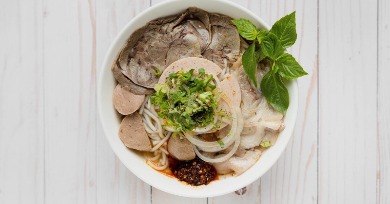 Meat noodle soup