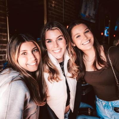 gallery photo number 142