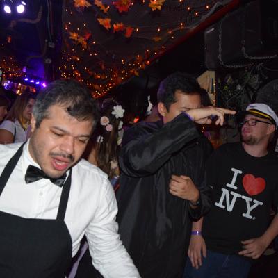 gallery photo number 352