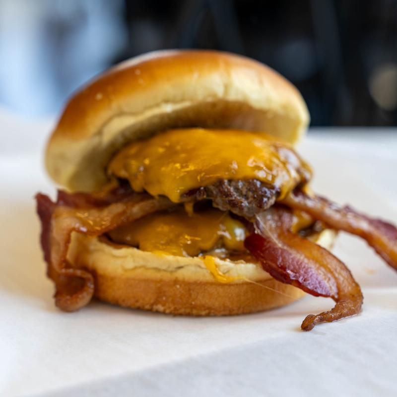 menu item 5 of 7, Elvis Burger