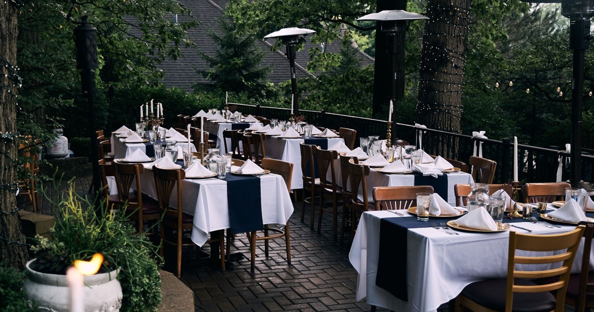 Upper terrace, dining area