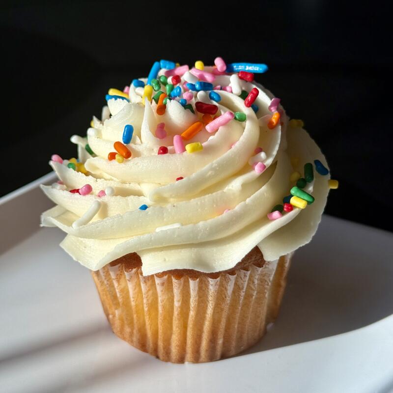 Vanilla Cupcake photo