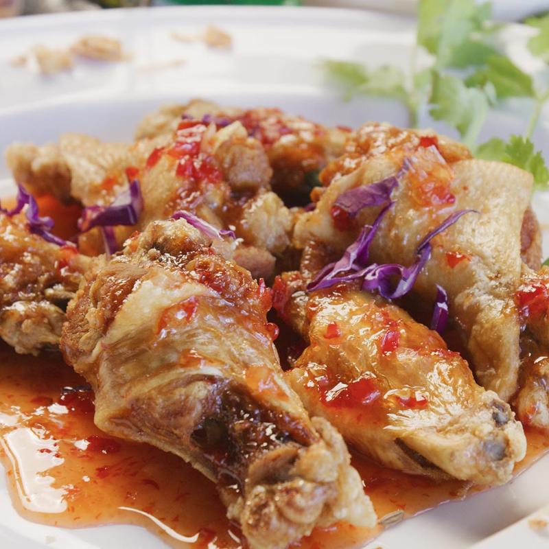 Chicken Wings with Garlic Soy Sauce or Vietnameses Sauce photo