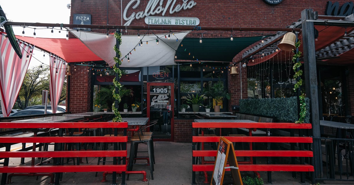 Exterior, seating area on patio