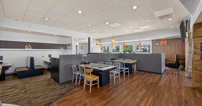 Diner area, tables, chairs