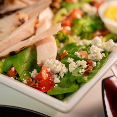 Chivcken cobb salad.