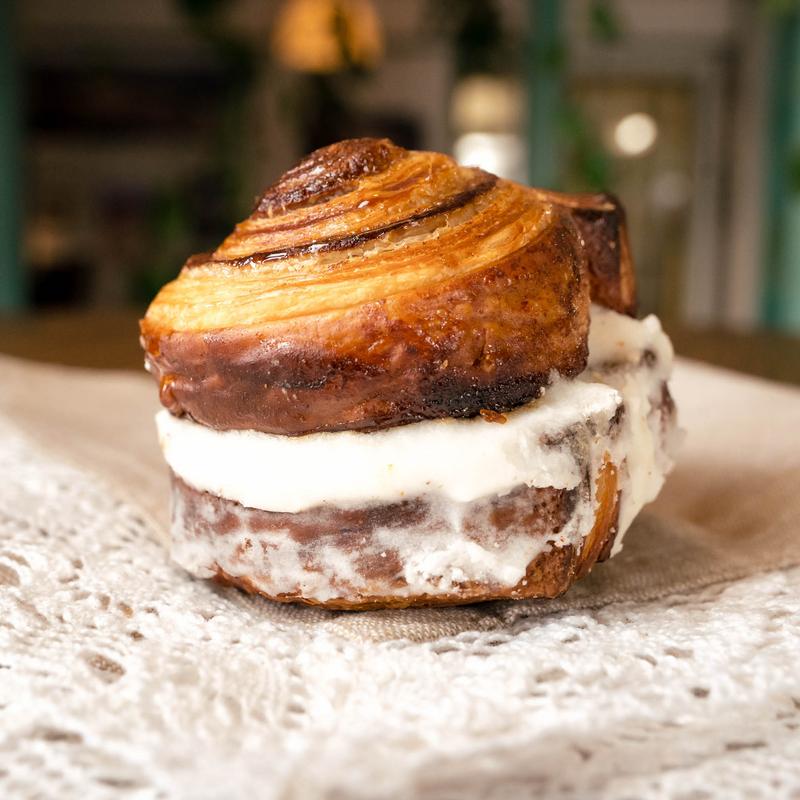 menu item 16 of 18, Cinnamon Twirl