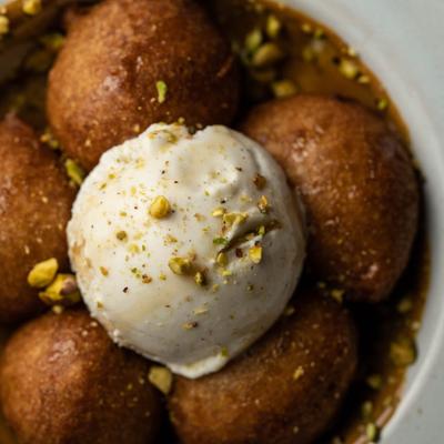 Pistachio, dulce de leche, vanilla bean gelato.