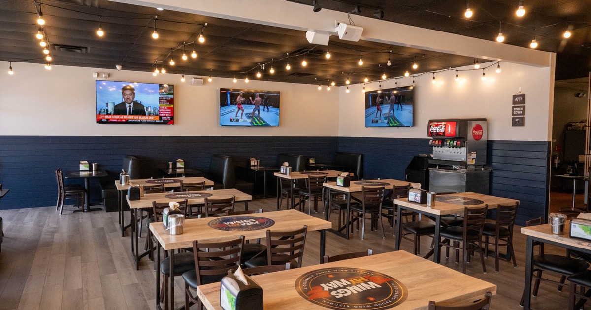 Interior, tables and seats