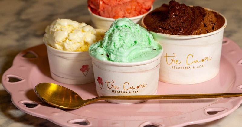 Assorted sizes of cups of gelato