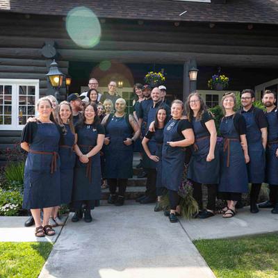 Group picture in front of the restaurant.