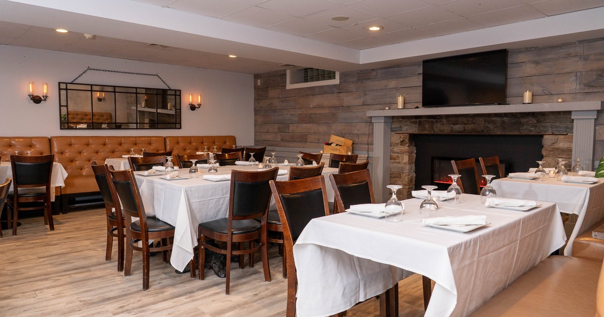 Interior, seating area with tables and chairs