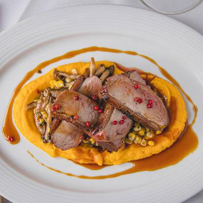 Grilled meat with mixed vegetables