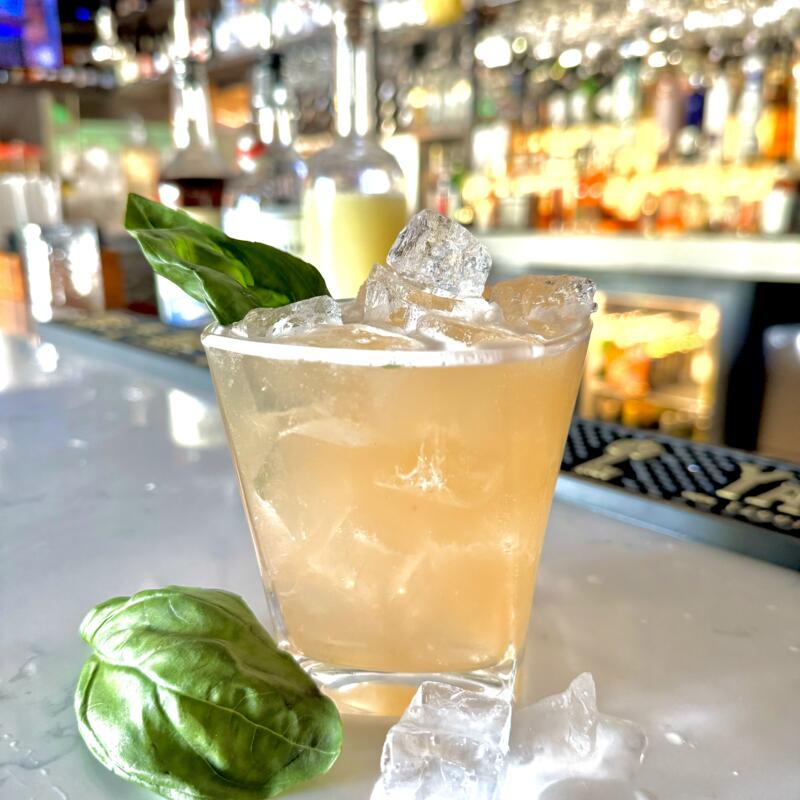 Grapefruit Basil Smash photo