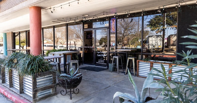 exterior seating area