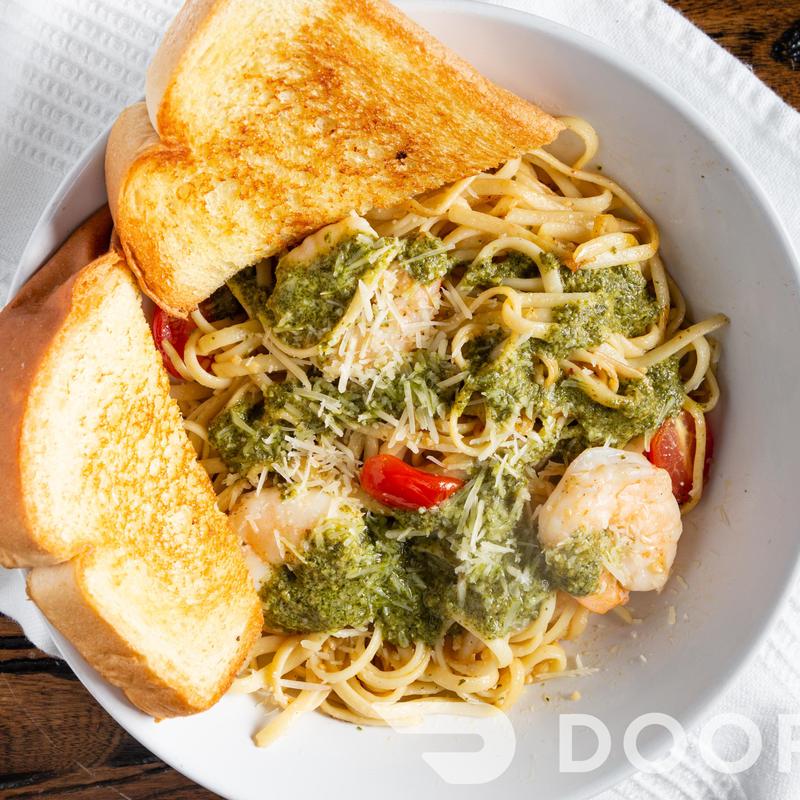 Garlic Butter Shrimp Linguine photo