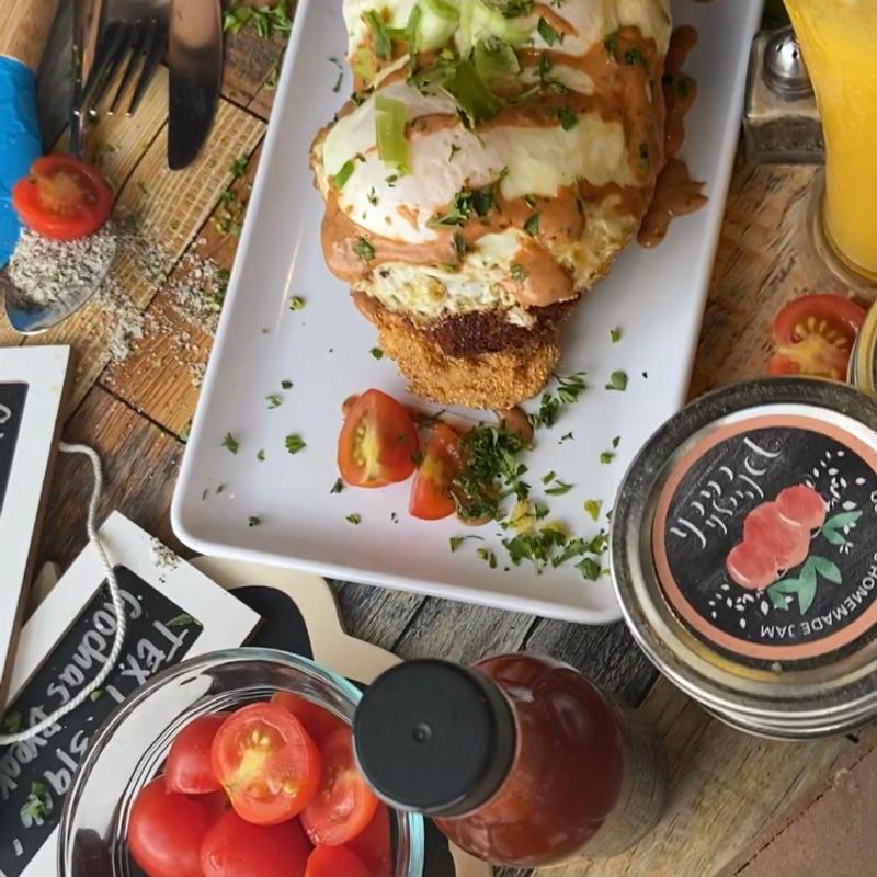 Salmon Benedict photo