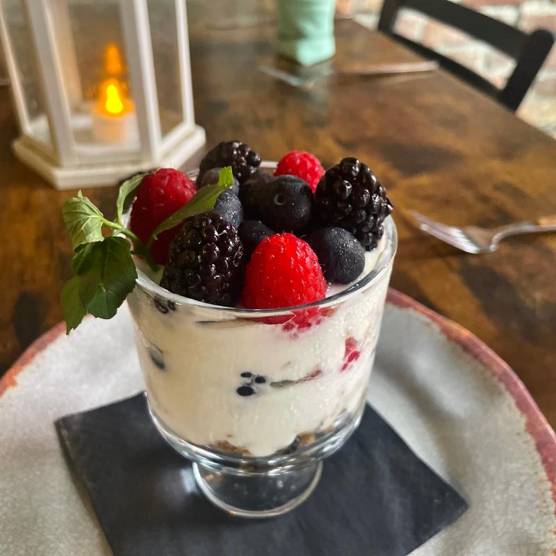 Greek Yogurt Parfait photo