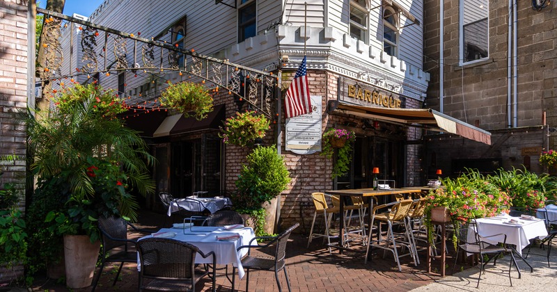 Exterior, chairs and tables in front of the restauranr