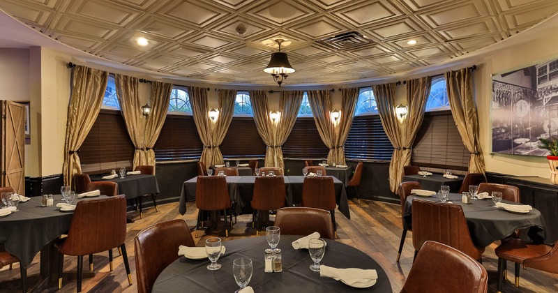 Restaurant dining area