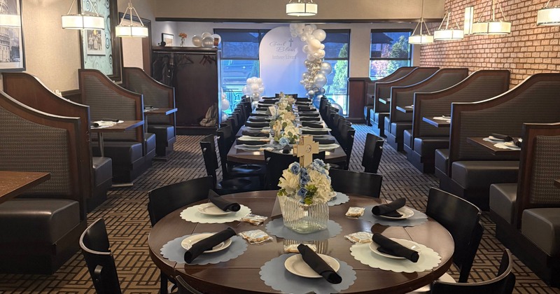 Dining tables and booths