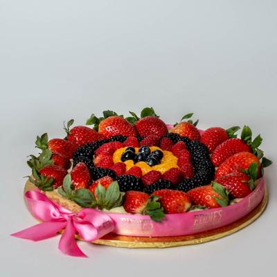 Fruit tart cake.