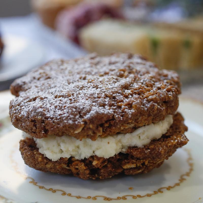 Oatmeal Cream Pie photo
