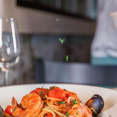 Seafood spaghetti.