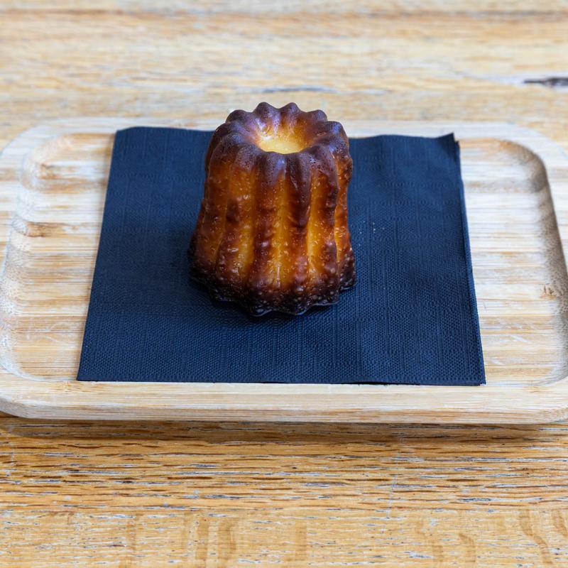 Canelés photo