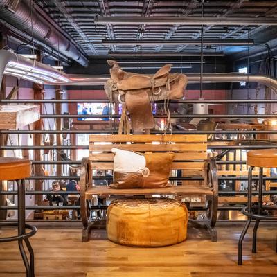 Rustic objects used as decoration for the interior.