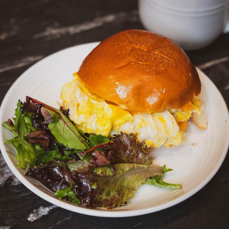 menu item 5 of 31, Egg & Cheese (V)