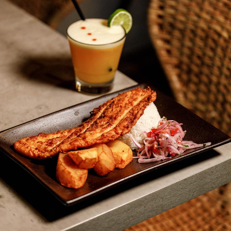 menu item 7 of 8, Pescado Frito