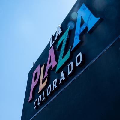La Plaza Colorado lettering sign.