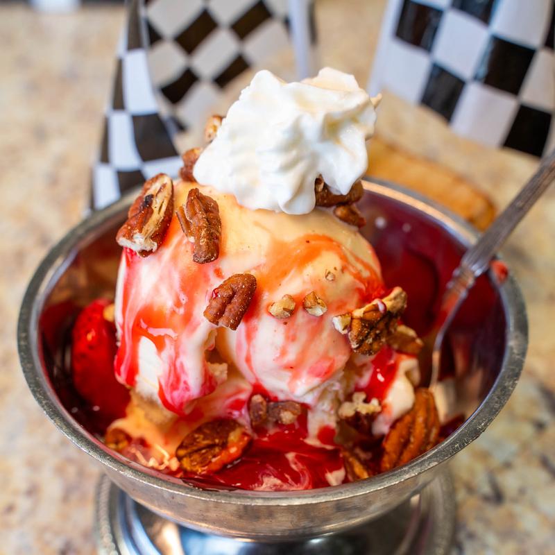 Ice Cream Sundaes photo